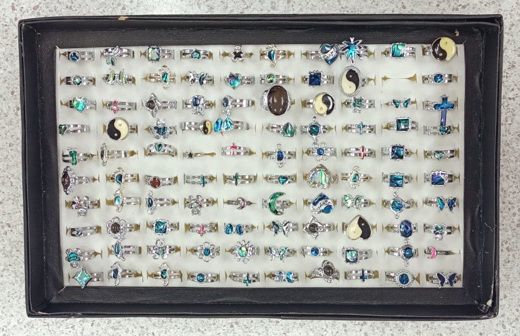 Local Kiwi Deals 2 TRAY Artificial Mixed Style Rings - ASSORTED