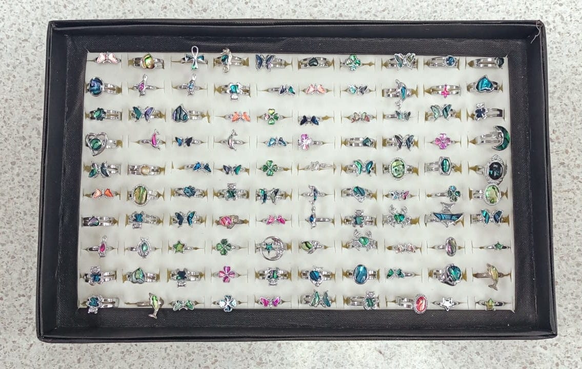 Local Kiwi Deals FULL TRAY Artificial Mixed Style Rings - ASSORTED