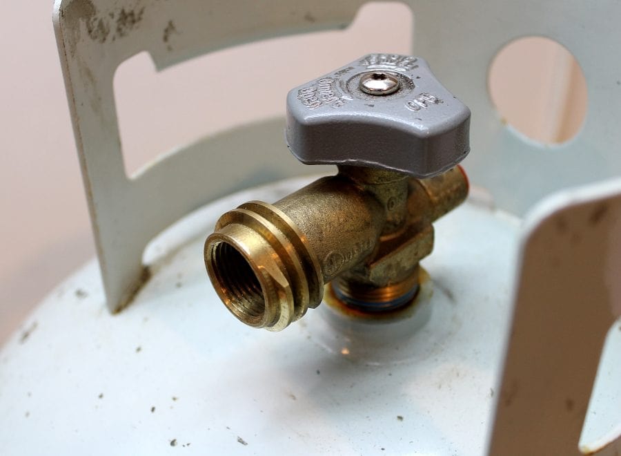 Local Kiwi Deals LPG QCC Gas Regulator with 1.5m Rubber Hose 1/4" Swivel Nut