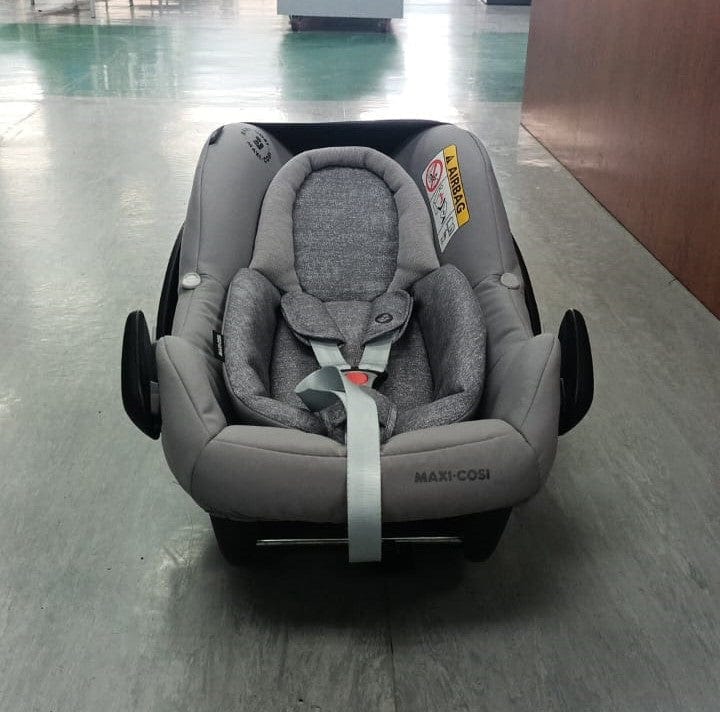 Local Kiwi Deals Maxi-Cosi Rock Rear Facing Car Seat - DEMO UNIT (PICKUP ONLY)