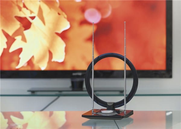 Local Kiwi Deals Electronics DIGITECH Slim Digital TV Indoor Antenna with Amplifier